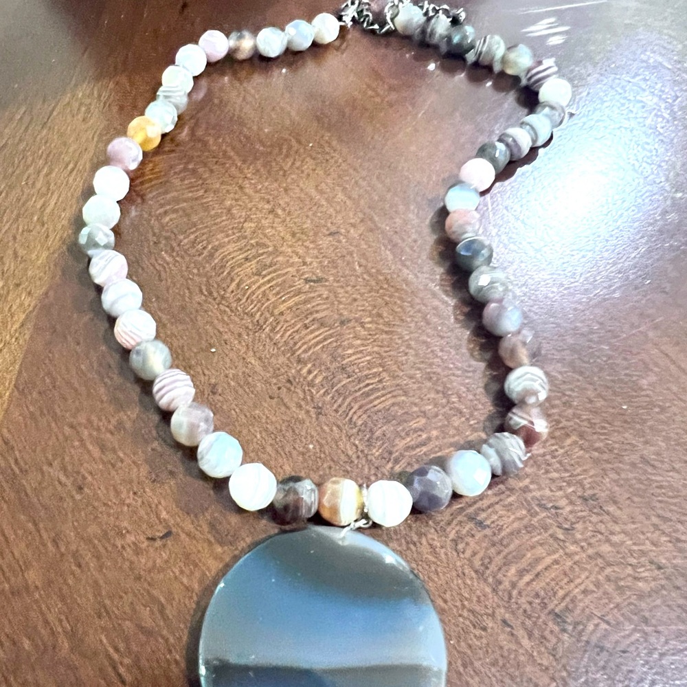 Stone set